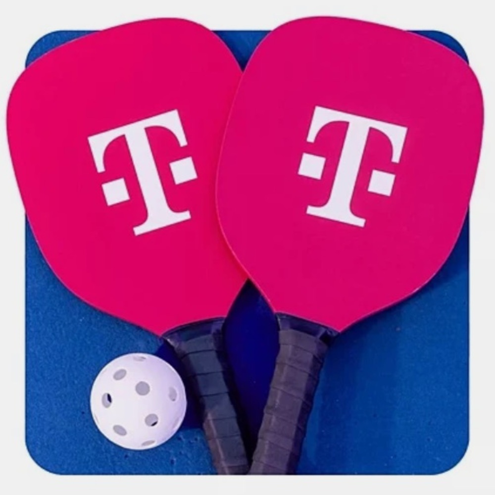 T-Mobile pickleball set, includes 2 paddles and ball, New condition
